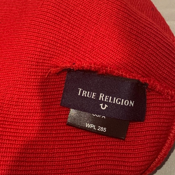 True Religion Toque - Picture 3 of 4